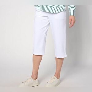 NWOt Sports Savvy Plus Size Petite White French Terry Capri PullOn Pants.- 4XP